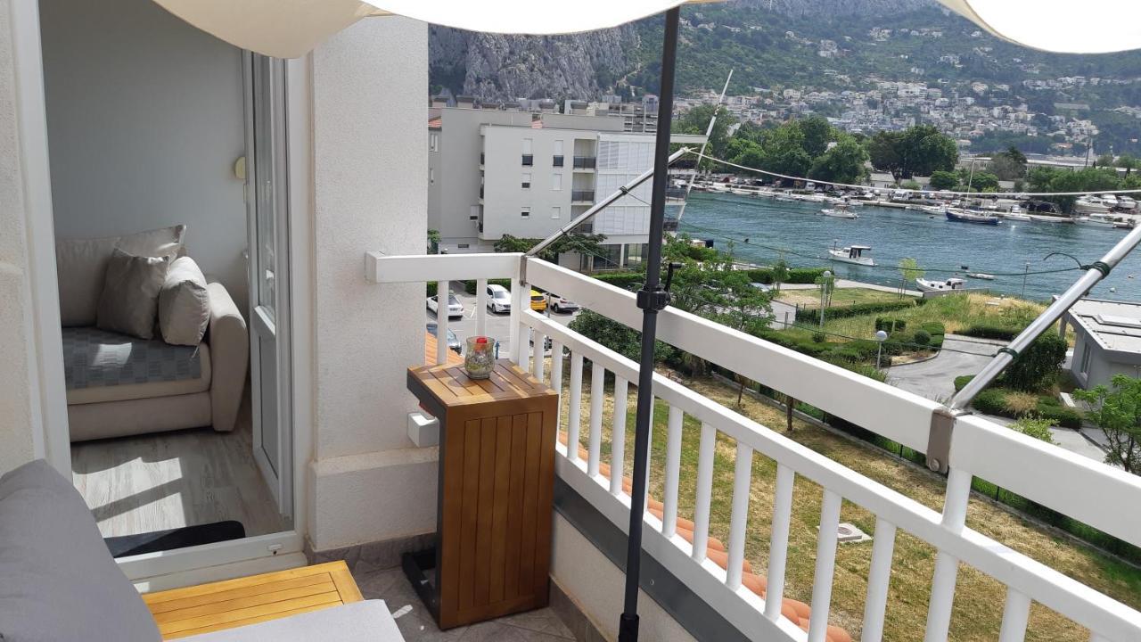 Seaview Apartment أوميس المظهر الخارجي الصورة