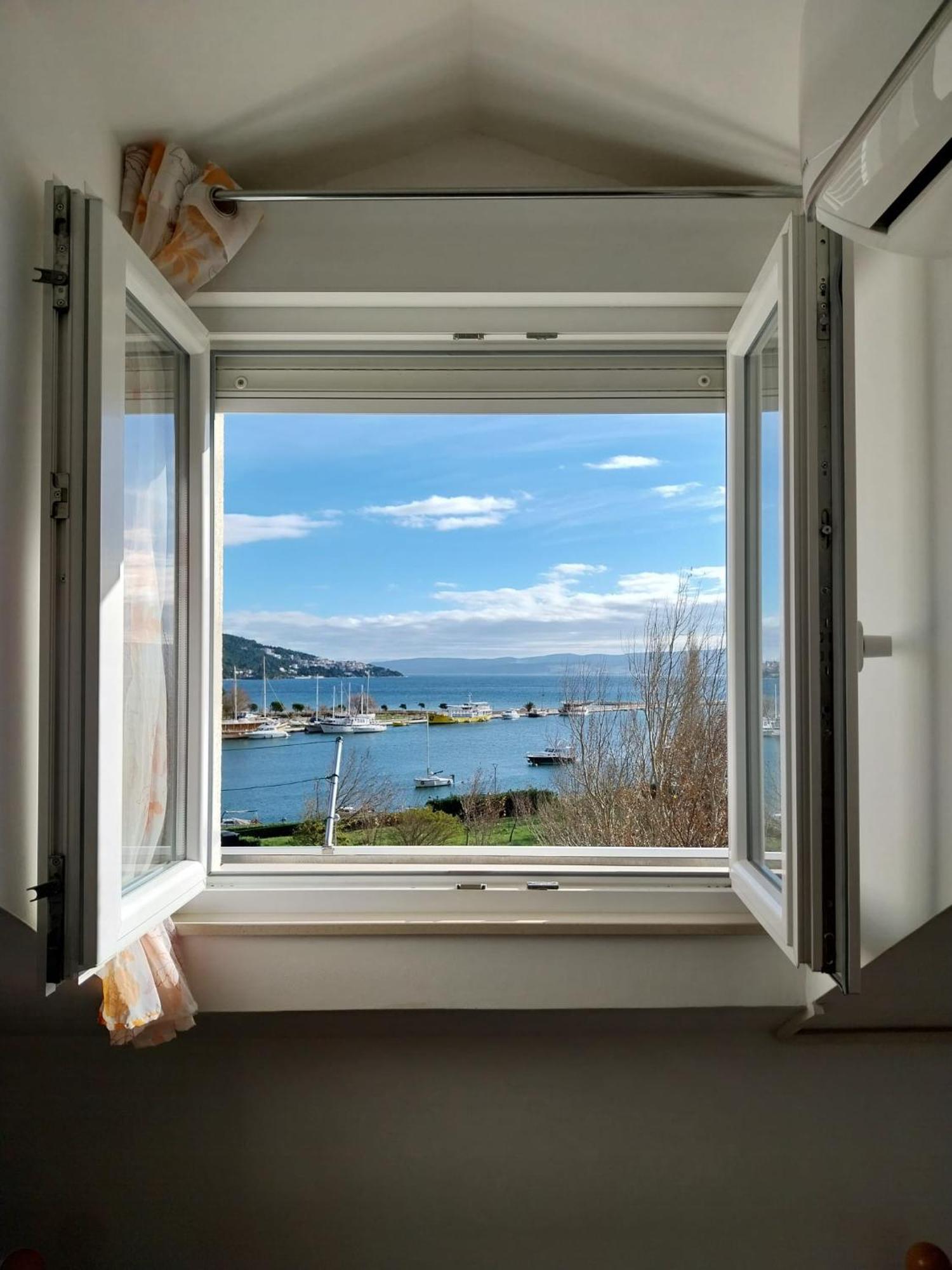 Seaview Apartment أوميس المظهر الخارجي الصورة