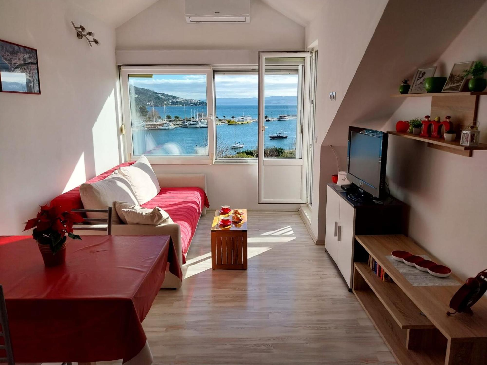 Seaview Apartment أوميس المظهر الخارجي الصورة